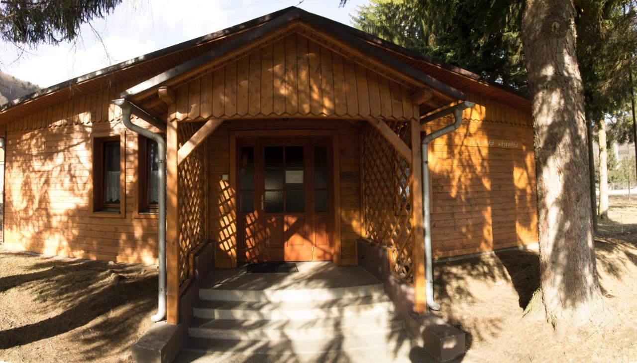 Turisticka Ubytovna Forgac Oravsky Podzamok Exterior foto